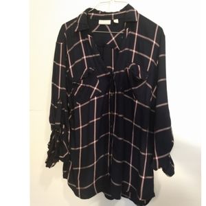 NY & Co v-neck plaid flannel button down shirt